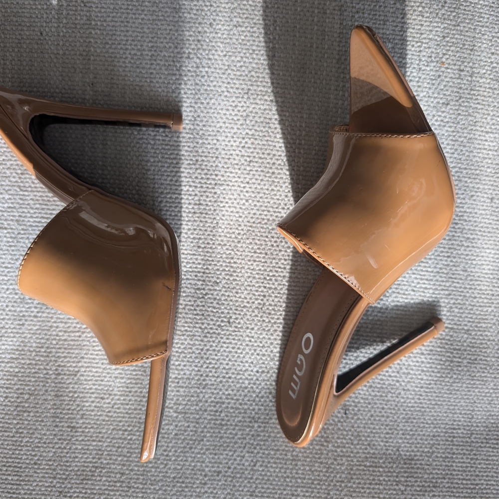 EGO Tan Patent Leather Women's Heels - Picture 4 of 7